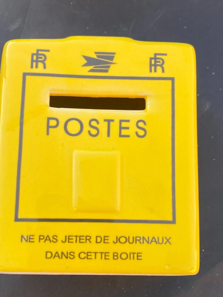 BOITE A LETTRE MINIATURE " modèle 1950 "CERAMIQUE + BOITE POUR POUPEE ANCIENNE - Photo 3/4