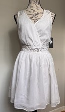 GUESS White Lace Back Dress Floral Sheer Back & Waist Size S Beach Coverup NWT