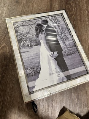 Arte Casa Mother of Pearl 11x14 picture frame New Item