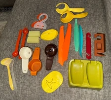 VTG Tupperware Accessories & Kitchen Tools Scrubber Juicer Scoop Funnel Hangers