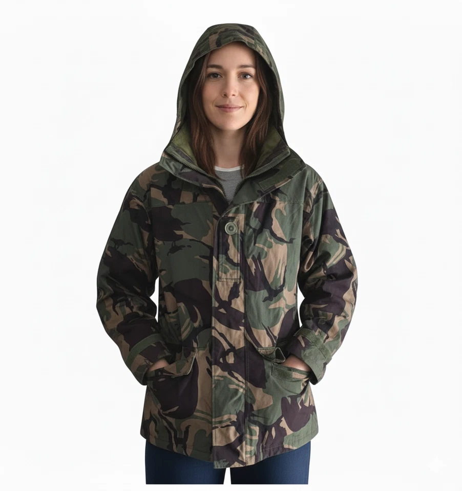 Chaqueta Gore-Tex, Abrigo de Lluvia Impermeable Camuflado DPM, Caminar, Senderismo. Tallas para mujer Foto 2 de 3