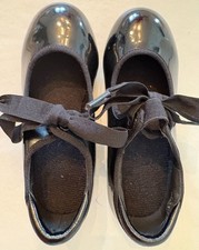 GIRLS TAP DANCE SHOES BLACK PATENT LEATHER SZ 11.50 BLACK RIBBON TIES EXCELLENT