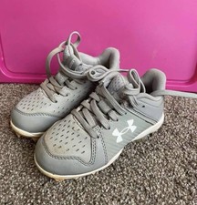 Under Armour toddler cleats Size 8 Boys Or Girls