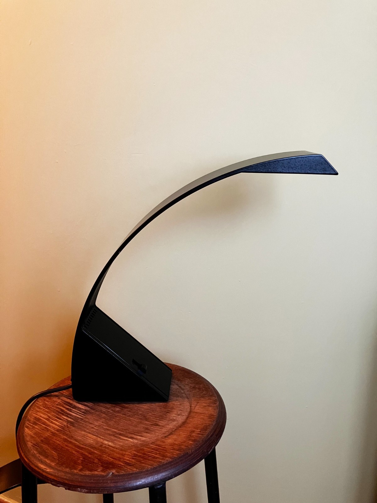 LAMPADA DA TAVOLO ARCOBALENO DESIGN MARCO ZOTTA ORIGINALE ANNI 70 MOMA NY