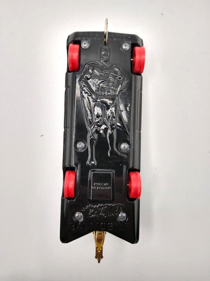 Lot De 2 Batmobile Corgi 268 Rouges Roues Rouges Vintage Batman