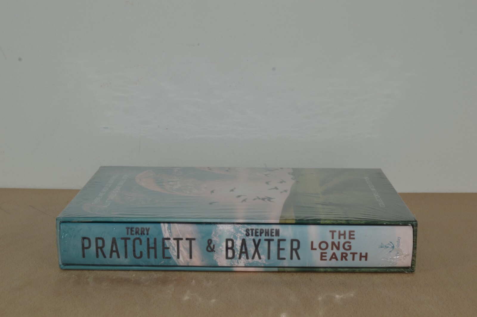The Long Earth - Terry Pratchett / Stephen Baxter - Numbered Limited Edn (#44)