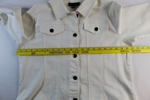 DG2 Diane Gilman White Stretch Denim Jean Jacket with Ruffled Bottom Large EUC - Picture 6 of 8