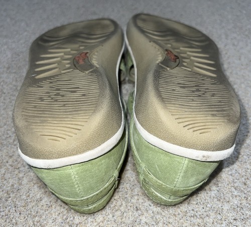 Earth Spirit Leilani Fisherman Sandal 6 Green Suede Leather Closed Toe Strappy - Picture 8 of 9