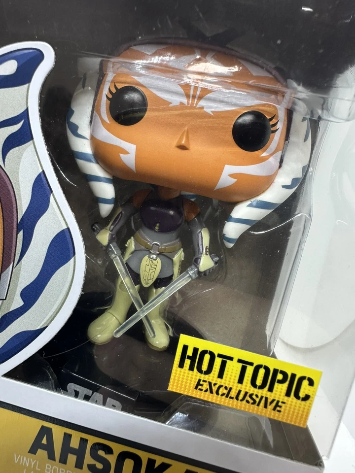 Funko Pop Star Wars Ahsoka 130 Hot Topic Exclusive 🇺🇸 - Photo 2/4