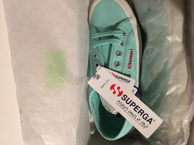 size 6 superga