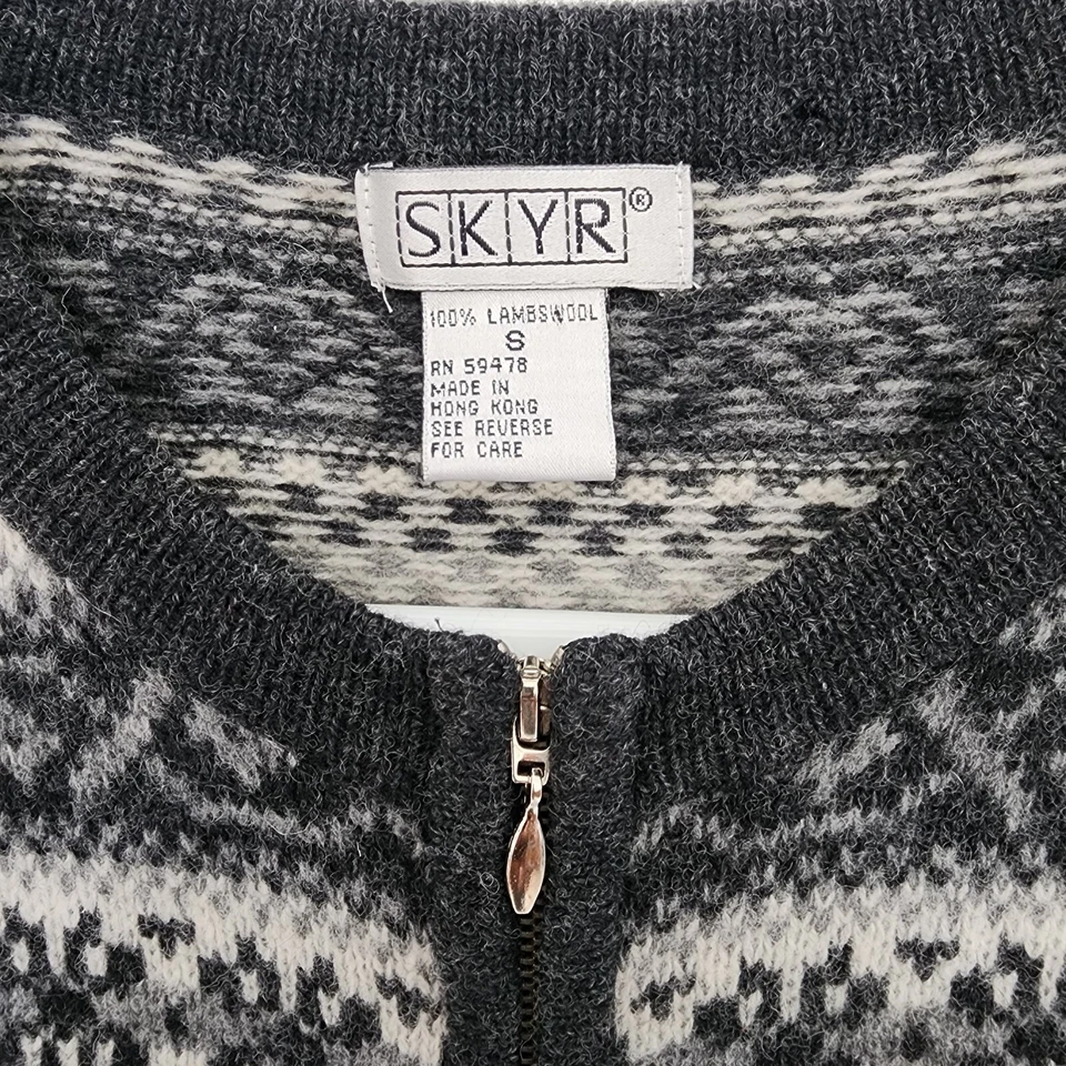 Cárdigan suéter vintage SKYR 100 % lana de cordero GRIS estampado nórdico talla S cremallera completa Foto 4 de 4