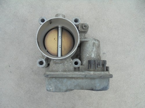 Opel Vectra C Signum Zafira B 2.2 direct Z22YH Drosselklappe 24459501