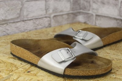 SILBER LEDER SLIDER BIRKENSTOCKS GR 7,5 / 41 GUTER GEBRAUCHTER ZUSTAND