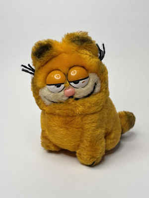 Vintage 1981 Garfield Sitting 5” Plush | eBay