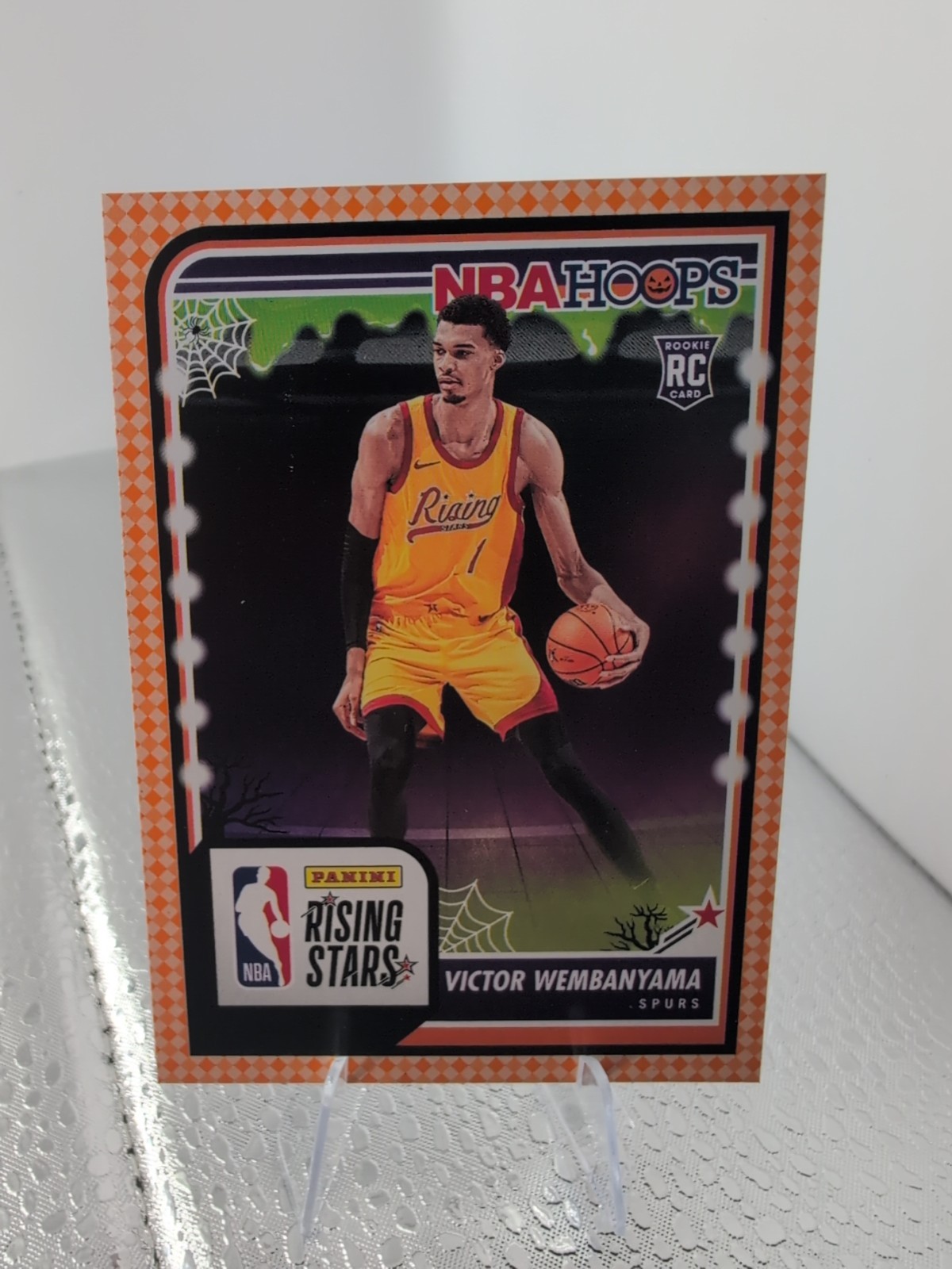 2023-24 Panini Haunted Hoops - Rising Stars Victor Wembanyama #282 Orange (RC)