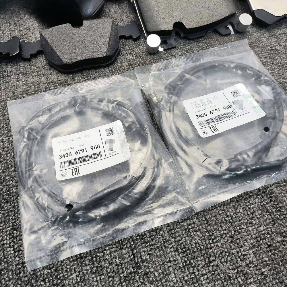 NEW OEM 34116858540 Front Rear Brake Pad Kit For Rolls Royce Ghost Wraith Dawn