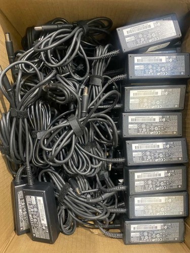 RESTPOSTEN 50x HP Laptop Ladegerät Netzteil 19,5V 3,33A GRATIS KLEEBLATTKABEL