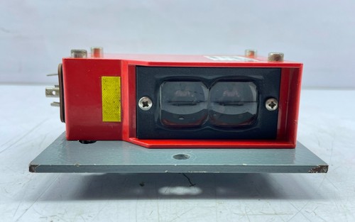 Leuze LS 85/4 E Photoelectric Sensor Throghbeam 213.25 feet PNP Barrier Receiver - Picture 4 of 12