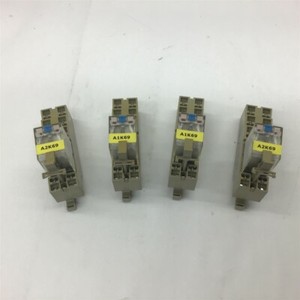 Omron MY2IN1-D2 24 Vdc Relay w/ Holder Lot of 4