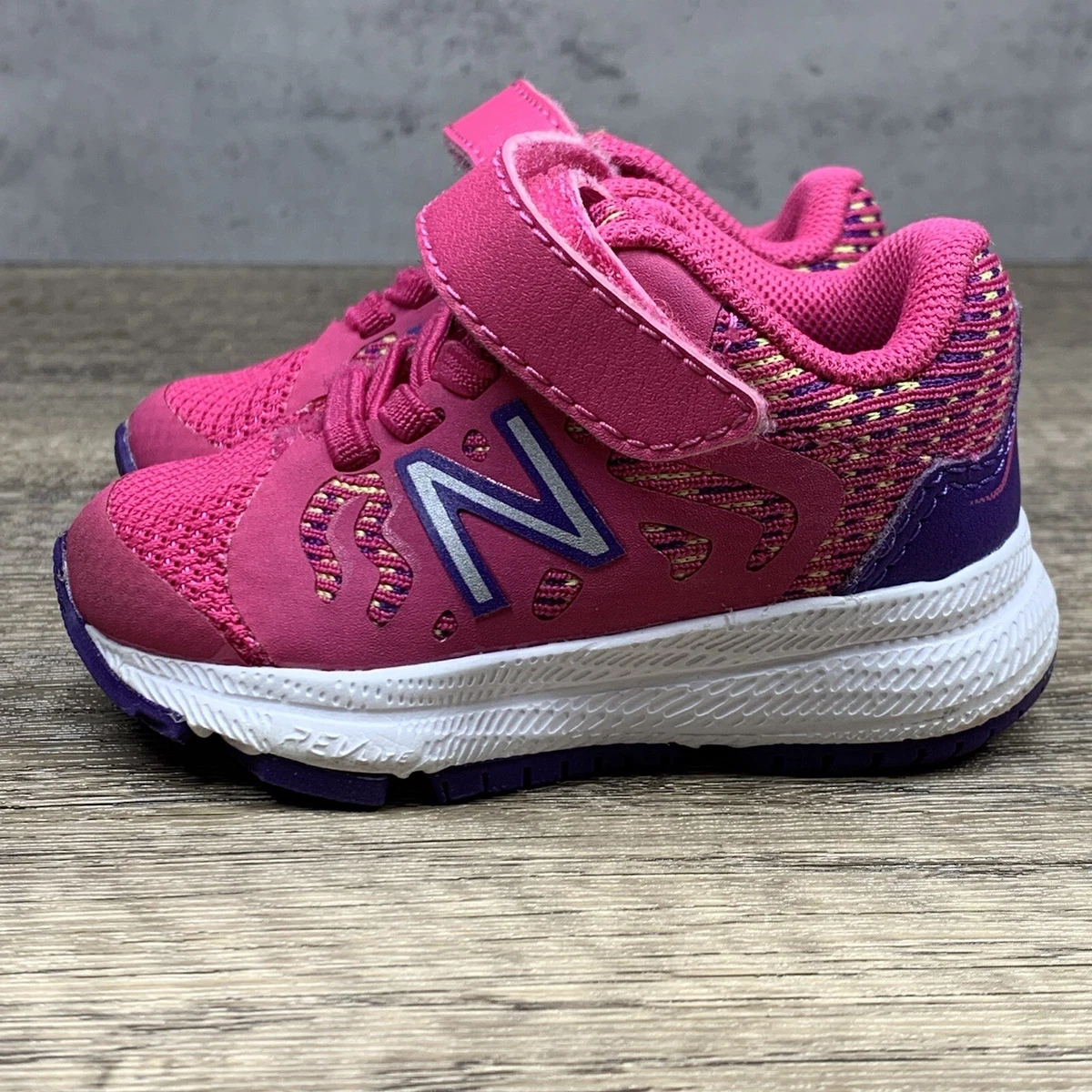 New balance outlet 519 Pink