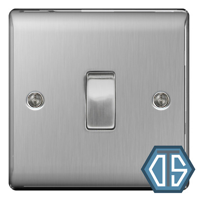 BG Nexus NBS12 gebürsteter Stahl Satin Chrom Einzellichtschalter 1 Gang 2-Wege