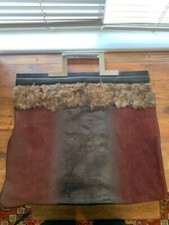 Tre Vero Square Handheld Purse With Feathers And Silver Handle