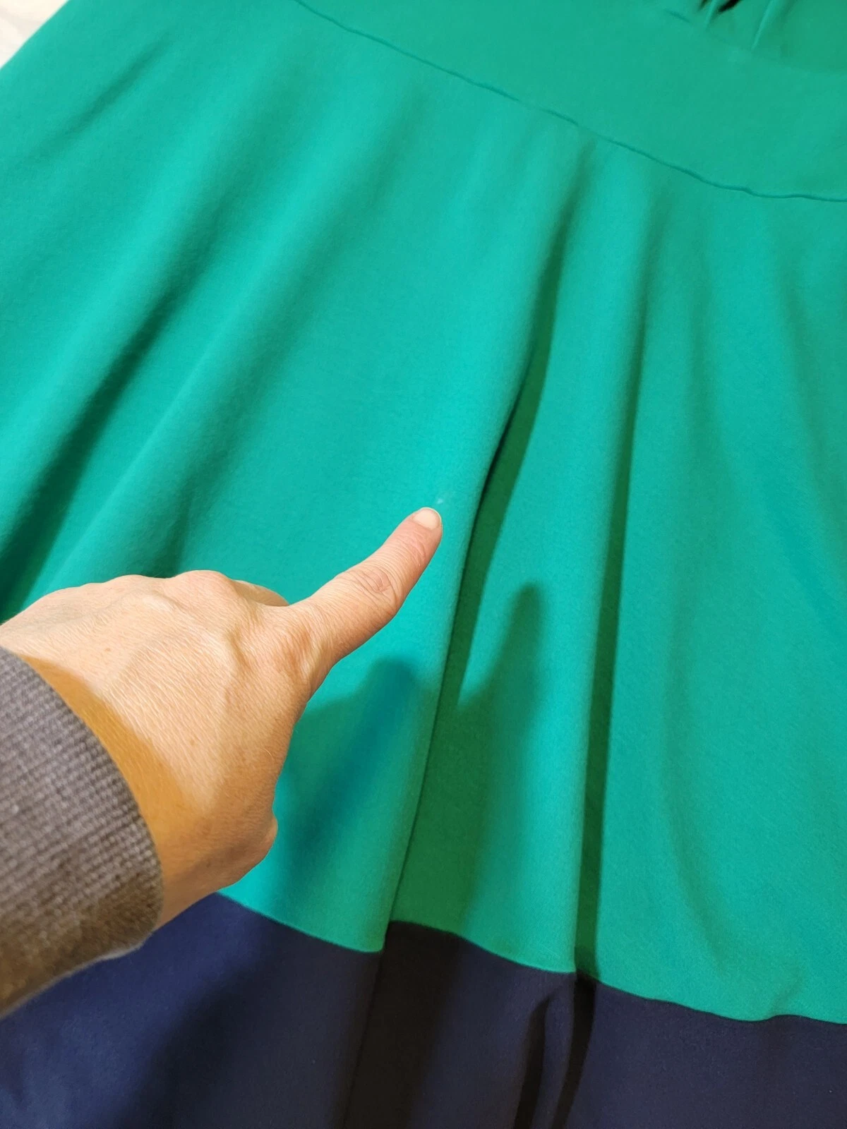 Abito Kate Spade verde smeraldo e blu navy colorblock Ponte Fiorella aderente taglia MED