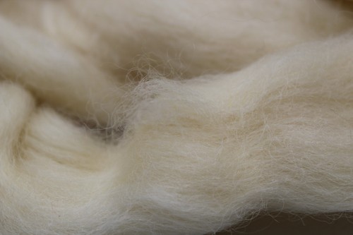 Natural Wool Roving Top For Needle Felting Hand Spinning DIY Crafts -- CHOICE - Picture 20 of 462