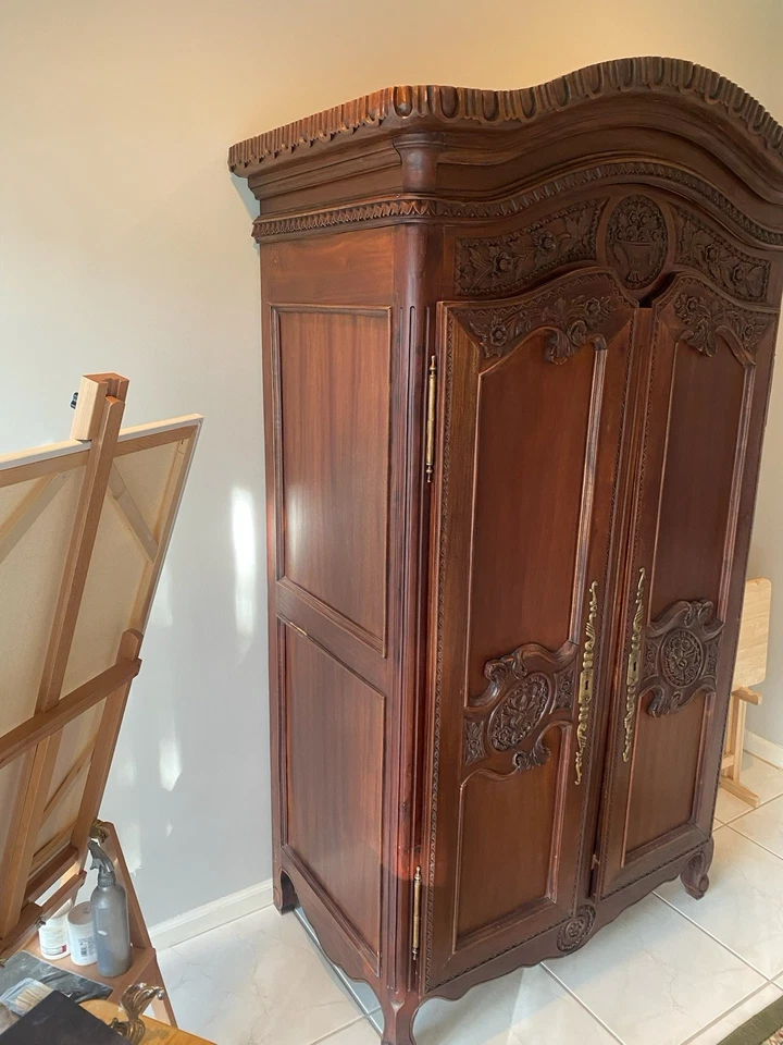 Solid Teak French Carved Armoire – Ornate Handcrafted Detail - Image 2 of 4