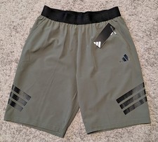 NWT Adidas Boys Size XL Athletic Shorts