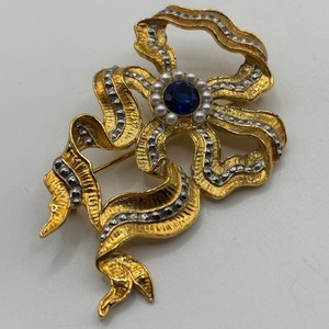 Mma Brooch | eBay