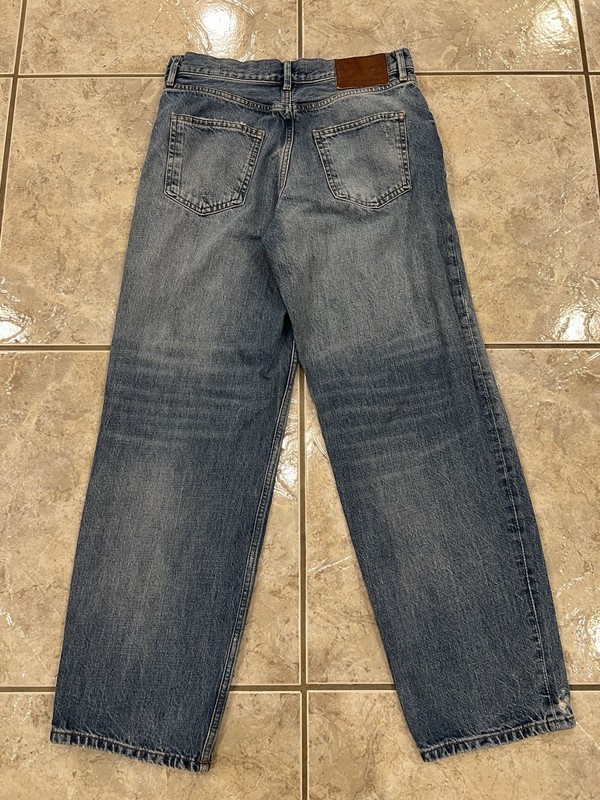Zara Womens SZ 6 High-Waisted " The New Daddy " Straight Leg Jeans Distressed