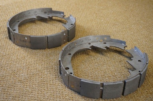 OEM GM 1963 1964 Corvette J65 Sintered Metallic Brake Shoes 5461965 Rear 10 x 2