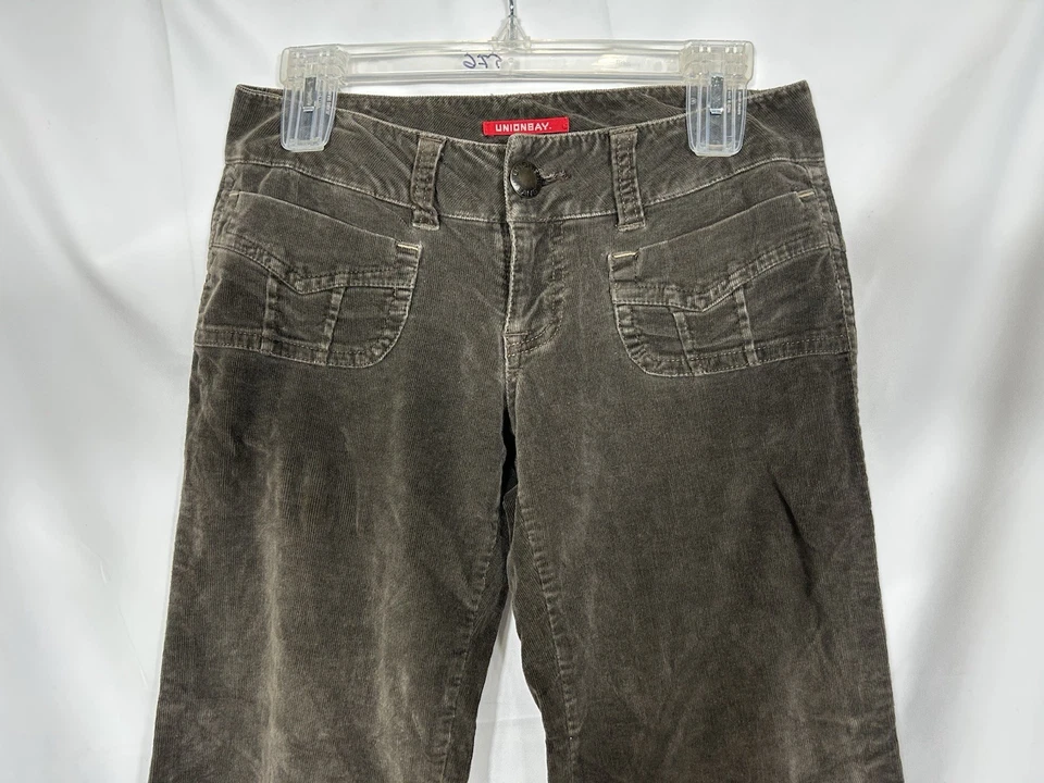 Calça de veludo marrom vintage Union Bay tamanho 3 cintura baixa alargamento anos 90 boho Y2K grunge - Imagem 2 de 4