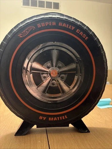Hot Wheels Super Rally Collectible Car Case Retro Holds 24 Hot Wheels Cars New