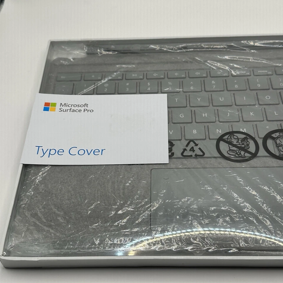Cubierta tipo teclado magnético Microsoft Surface Pro FMM-00001 modelo 1725 gris Foto 4 de 4