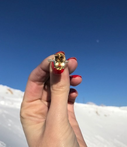 Anello di Fidanzamento Oro Giallo 14K 6,77 Ct Taglio Ovale Diamante Citrino Coltivato in Laboratorio - Foto 5 di 12