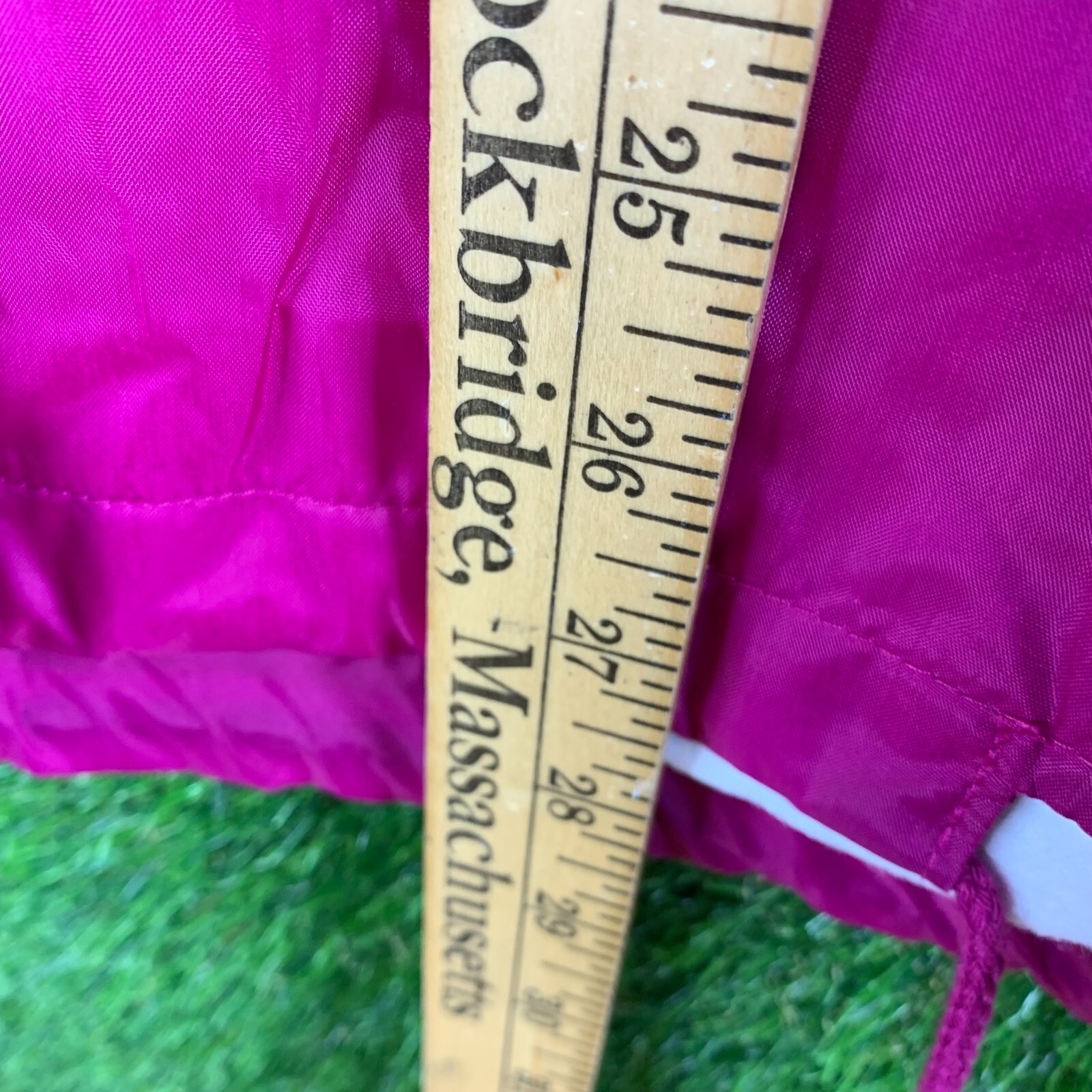 Vintage Looney TunesClass of 56 L Windbreaker 1994 WB NWT