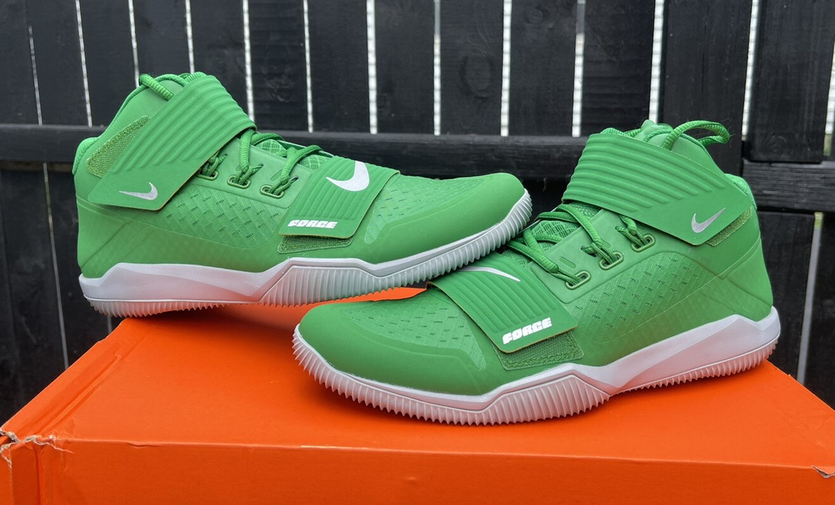 Size 12.5 Nike Oregon Ducks PE Alpha Menace Mid Turf  display picture 1