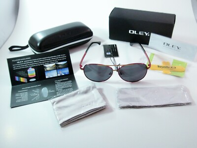 Oley Pilot Polarized Men's Sunglasses Beautiful Red Black Frame With Gold  Trim