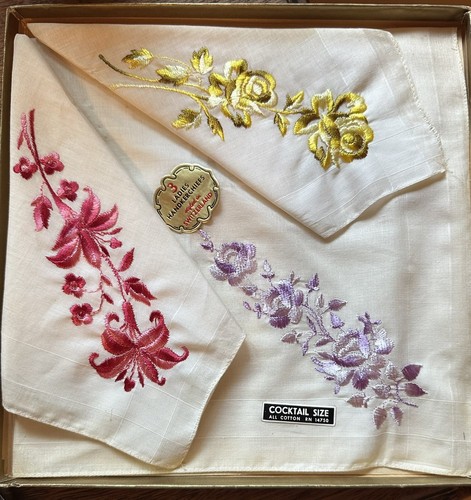 Boxed Vintage Embroidered Hankerchiefs Floral Set of 3 Red Yellow Purple - Picture 9 of 9