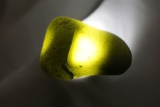 Black Sea Glass 16g RAREST OLDEST Pirate 1600  le Sainte-Marie Madagascar mad29