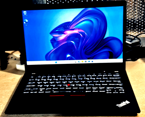 Lenovo ThinkPad P14S Gen 2 Touch 8-Core Ryzen 7 Pro 5850U 32GB RAM-512GB WIN 11 - Picture 5 of 15