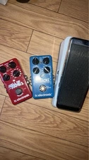 Tsukasa Hokuhata's Signature Effects Pedal Set