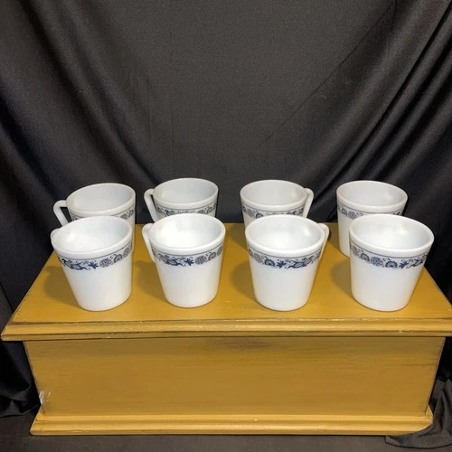 Blue Onion Mugs Corning Pyrex Vintage Old Town Milk Glass Set Of Four