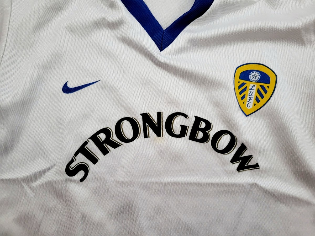 Leeds United 2000-2002 Home football Nike shirt size Baby 18