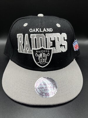 Mitchell & Ness Oakland Raiders NFL Vintage Collection Snap Back