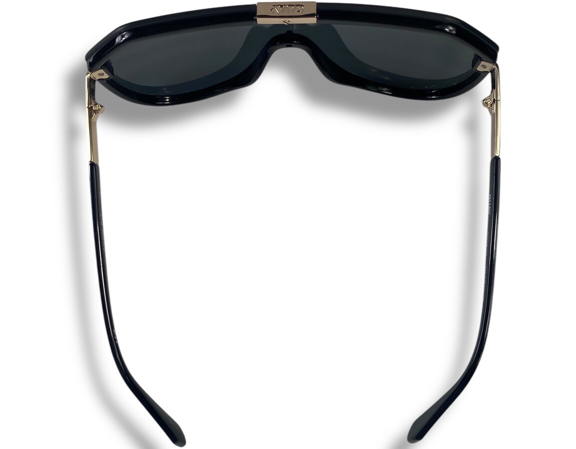 Quay Australia ShowBiz Black and Gold Shield Sunglasses Quay Australia ShowBiz Black /Black Gold Rimless Sunglasses  main image 3