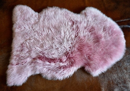 Rose Pink - A Beautiful XL Australian Sheepskin Rug - Super Thick & Soft - Picture 3 of 9