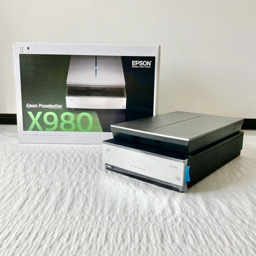 Epson Scanner GT-X980 Flatbed A4 6400dpi Anti-Newton Acrylic LED Japan